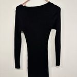 Lulus Lulu’s black zipper down sweater dress and a women’s size medium! Photo 4