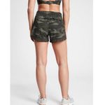 Athleta  PRINTED MESH RACER RUN SHORT 4” olive camo size large Photo 2