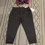 Beverly Hills Polo Club Black Capris Pants Size Large Photo 0