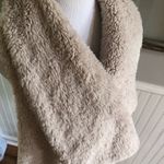 BB Dakota cozy teddy vest Photo 2