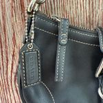 Coach Hamptons Leather Buckle Shoulder Hobo Bag “Barbie Bag” 7542 RARE Black Photo 6