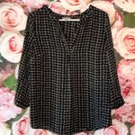 Lila Rose Black and white printed blouse •  in size M Photo 0