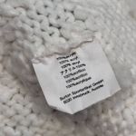 Burton  White Knit Cap Pink Blue Pom Pom Photo 4