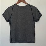 Outdoor Voices Eco Mesh Short Sleeve Tee Gray Women’s Medium Lightweight Top Photo 0