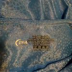 Zyia NWOT  Pocket Light N Tight Hi-Rise Capri in Blue Mermaid Metallic Pattern Photo 4