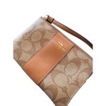 Coach Logo Signature Canvas Corner Zip Leather Stripe Khaki Wristlet Old Money Photo 1