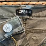 EXPRESS NWT Mid-Rise Camo Raw Hem Ankle Legging Skinny Jeans, 4 Photo 7
