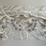 Women’s Vintage floral Embroidered White Cardigan short sleeve medium Sweater Photo 6