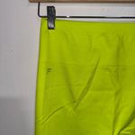 Fabletics  Mosaic High-Waisted 7/8 leggings in neon yellow Photo 3