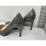 Coach Womans  Adina Size 9.5 B Gray Cracked Leather Slip On Stiletto Pumps Photo 3