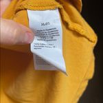 Madewell Mustard Crew Neck Tee size XL Photo 2