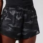 Mondetta  Luxury Black Photo 0