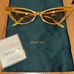 Gucci  women’s cat eye yellow frame sunglasses new‎ in case designer, sun Photo 0