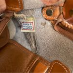 Dooney & Bourke handbag in leather Crossbody Satchel Purse Zip Tote Top Zip VTG Photo 8