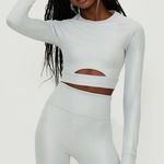 Beach Riot Francine Silver Shine Crop Top Women’s Long Sleeve Activewear Yoga Photo 0