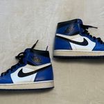 Nike Air Jordan 1 Retro High Og Photo 1