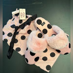 Victoria's Secret Pink and Black Polka Dot Slippers med 7/8 New Photo 1