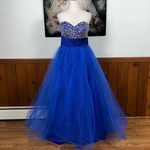 None Pretty Boutique Tulle Prom Gown! Photo 0