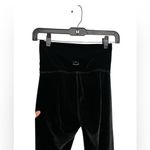 Beyond Yoga  Velvet Set Top + Leggings Photo 7