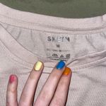 SheIn Graphic Tee Photo 2