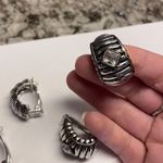 Lot Of 2 Clip On Clip Photo 2