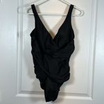 MiracleSuit  Illusionists Crossover Soft Cup Tummy Control Swimsuit Size 16 EUC Photo 4