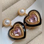 Pearl with Heart Shape Pink Stone & Black Edge Heart Shaped Earrings Rare New Gold Photo 1