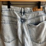 PacSun  Mom Jeans Light Wash Denim High Waisted Relaxed Fit Comfort Casual Photo 5