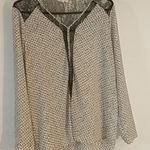 Pleione  long sleeved top black & white lace Photo 0