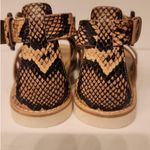 Vince Women's Morris Snakeskin Embossed Leather Thong Tan & Black Sandals Size 6 Photo 12