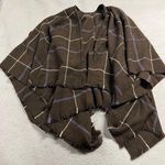 Uniqlo Brown Plaid Soft Cozy Fringe Poncho Wrap Scarf One Size EUC Photo 0