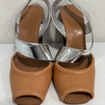 BCBGMAXAZRIA  Henia Tan/Metallic Leather High Heels Size 7.5 EUC Photo 0