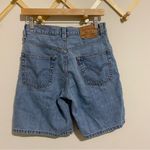 Levi's Light Wash 550 Mom Jean Shorts size 29 Photo 4