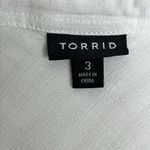 Torrid  Button Up Shirt Size 3x White Gold Lightning Bolt Embroidered tab sleeves Photo 4
