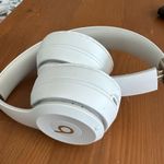 Beats  Solo 4 Wireless headphones  Photo 1