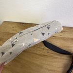 KAVU  Wallop Crossbody Bag Purse Grey Multi Canvas Geometric Zip Pockets Rope Photo 6