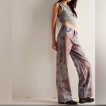 Free People  We The Free Aurora Mid Rise Straight Jeans in Starlet sz 30 Photo 3