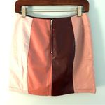 Francesca's Mi Ami Francesca’s Colorblock Faux Leather Skirt. Size Medium. Photo 2