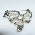 Source Unknown Rare Vintage Classic Bow Silver Tone Clear Rhinestone 1 1/2 inch Brooch/Pin Photo 1