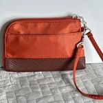 Baggallini Beggallini Zip Around Wristlet Photo 0