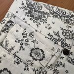 Vigoss  Vigold cotton blend print denim shorts. 7/8 Photo 5