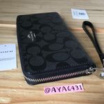 Coach Wallet Photo 3