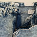 KanCan USA NWT KanCan High Waist Relaxed Thigh Raw Hem Acid Wash Mom Jeans Size 3/25 Photo 2