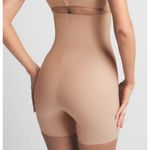 SKIMS $80 NWT  BODY CORE SCULPT HIGH-WAISTED  SHORTS SZ L Photo 1