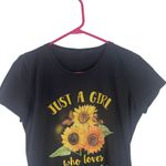 Women's Size Medium Black Sunflower Floral Short Sleeve Graphic T Shirt Black Photo 1