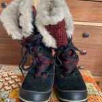 Sorel  Red  and Black High Fur Top Winter High Snow Boots Size 7 Photo 1