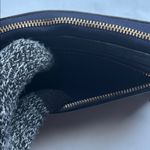 None Long Textured Wallet Navy Blue GUC Photo 3