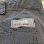 The North Face Dark Grey Cargo Cropped Capri Pants 6 Mid Rise Utility Gorpcore Photo 4