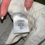 Brandy Melville low rise crème Corduroy jeans Photo 1