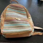 Tommy Bahama backpack in GUC. Photo 0